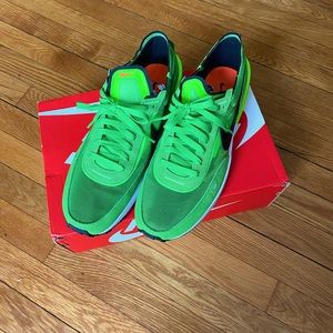 Men’s Nike Waffle One Sneakers. Like New. Great condition.